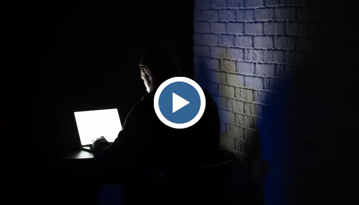 По думите на специалиста заплахите са фалшиви, което личало от броя им и от факта, че е използван интернет преводач за отправянето им