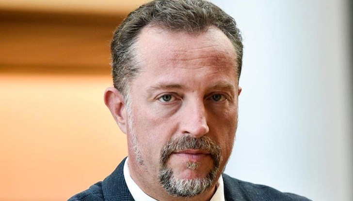 Това е единственото отговорно поведение за лидерите на ПП-ДБ, написа Иво Христов Това е единственото отговорно поведение за лидерите на ПП-ДБ, написа Иво Христов