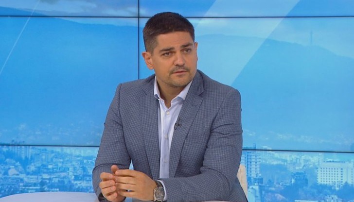 Василев каза, че не се чувства предател