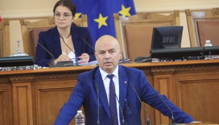 Народното събрание не бива да поема унижение, от която и да е институция, категорични са социалистите