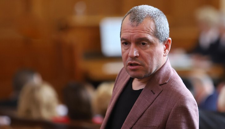 Процедурата за свалянето на главния прокурор е тежка, не зависи от премиера, обясни Йорданов