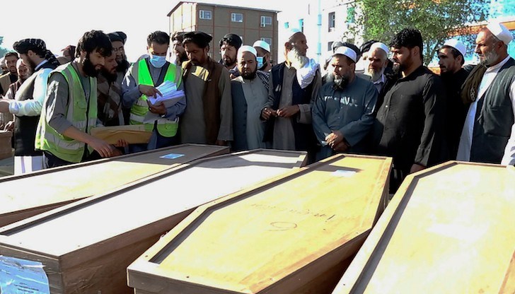 18 афганистански мигранти починаха в тайно отделение на камион при опит за нелегално преминаване през България