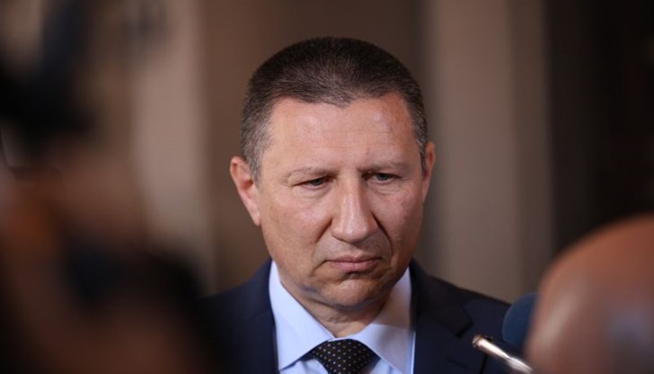 "Не коментирам писания в трибуквена медия", заявил той