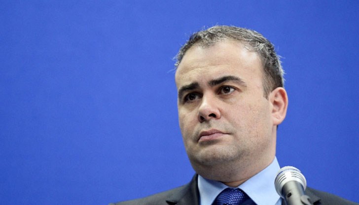 Дариус Вълков беше осъден на шест години затвор заради търговия с влияние и пране на пари Дариус Вълков беше осъден на шест години затвор заради търговия с влияние и пране на пари