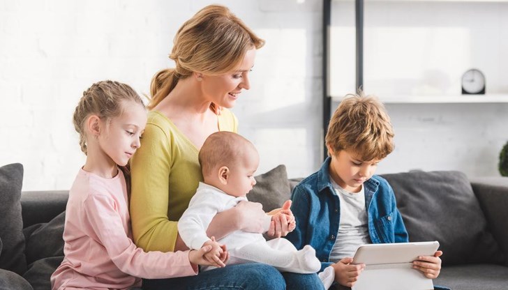 Кметът на Русе предлага промени в Наредба № 21 за подкрепа на многодетни семейства Кметът на Русе предлага промени в Наредба № 21 за подкрепа на многодетни семейства