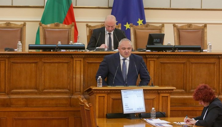 Има производства, които необичайно се бавят, каза служебният министър при изслушване в НС