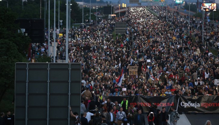 Според местните демонстрацията е била една от най-големите в историята на страната