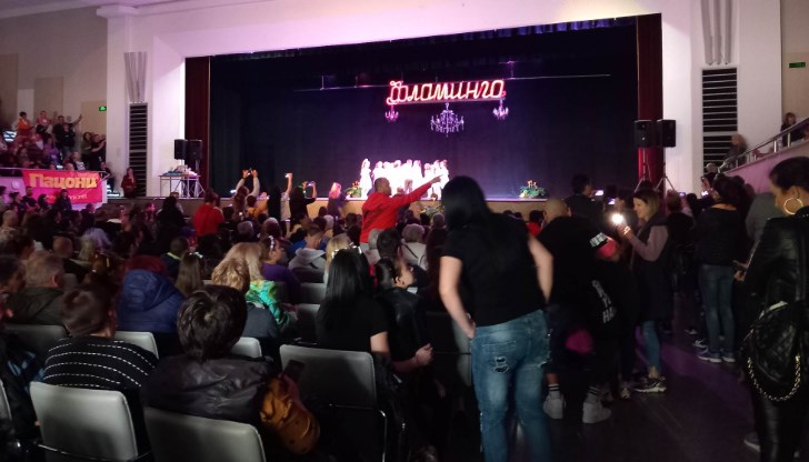 Публиката показа, че жадува за подобни културни събития Публиката показа, че жадува за подобни културни събития