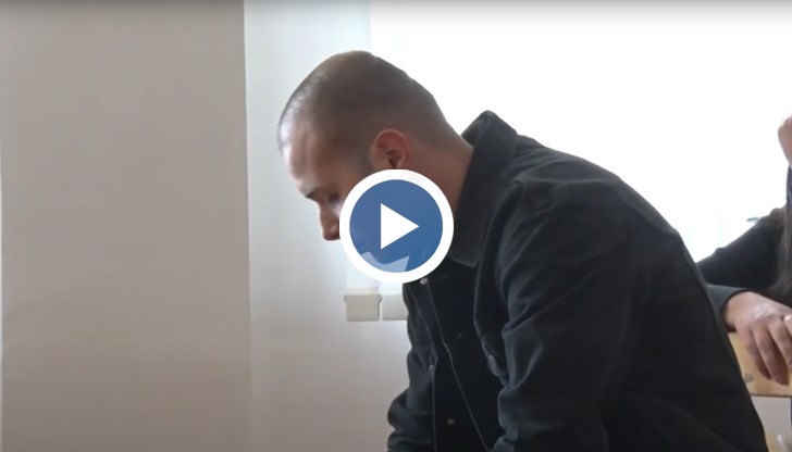 Според автотехническата експертиза Жечко е влязъл в кръговото кръстовище със 03,7 км/ч.