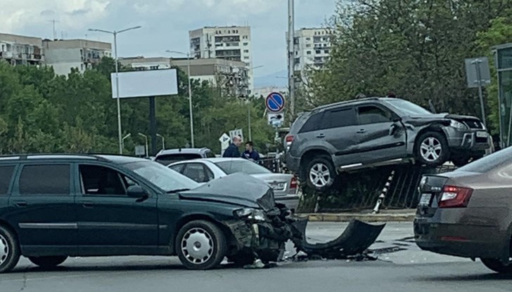 При инцидента е пострадала леко една жена При инцидента е пострадала леко една жена