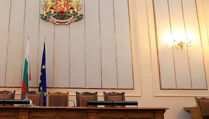 Някои от народните представители от 19 МИР - Русе са заедно в едни и същи комисии