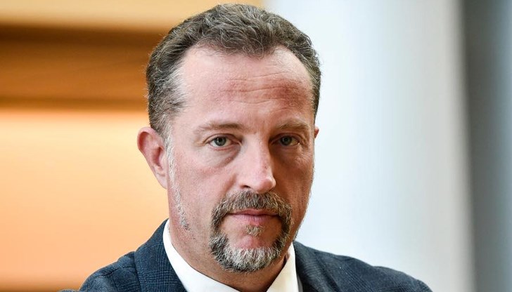 В позиция на Иво Христов, публикувана във Facebook, той заяви: В позиция на Иво Христов, публикувана във Facebook, той заяви: