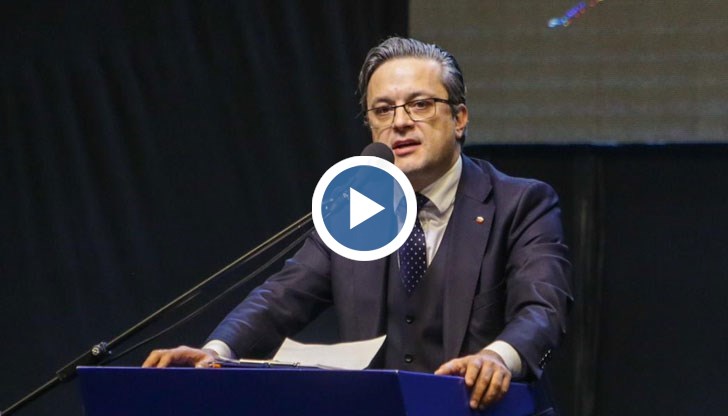 Напът сме да си разпаднем парламентарната република, прогноза политикът