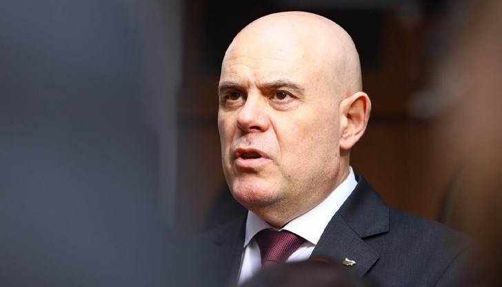 От 2018 г. насам са проверени десетки сигнали за нарушения и/или престъпления, извършени от главния прокурор