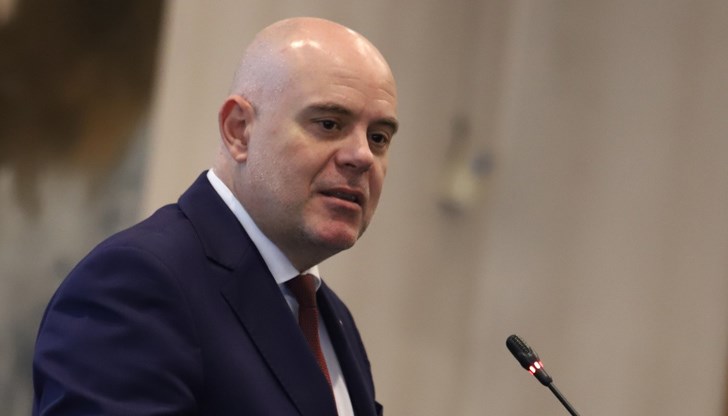 Тази проверка е по повод на дадения от него брифинг