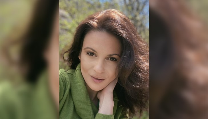 Това обяви актрисата в профила си във Facebook