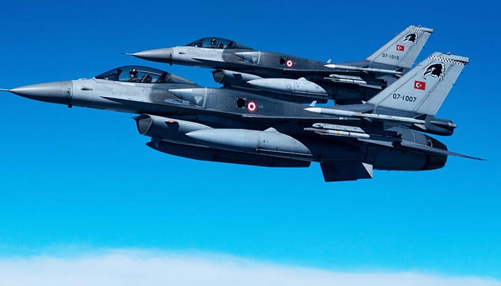 В нашите самолети са интегрирани авиотехнически възможности, разработени с национални и местни средства, заяви Исмаил Демир В нашите самолети са интегрирани авиотехнически възможности, разработени с национални и местни средства, заяви Исмаил Демир