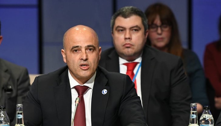 Премиерът на Северна Македония: България се отнася със както Русия с Украйна