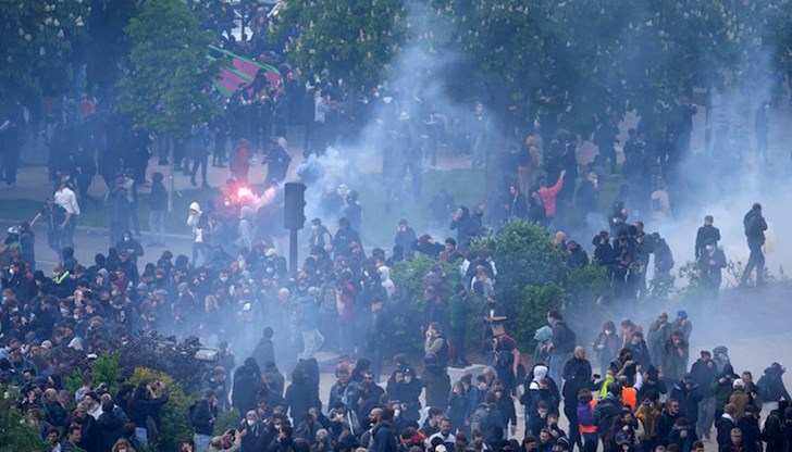 Жан-Батист Троньо е пострадал по време на протест срещу пенсионната реформа Жан-Батист Троньо е пострадал по време на протест срещу пенсионната реформа