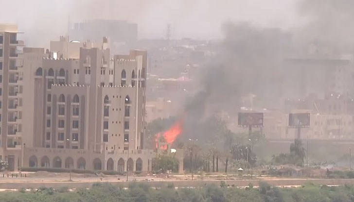 В резултат на боевете, започнали на 15 април, загинаха над 500 души