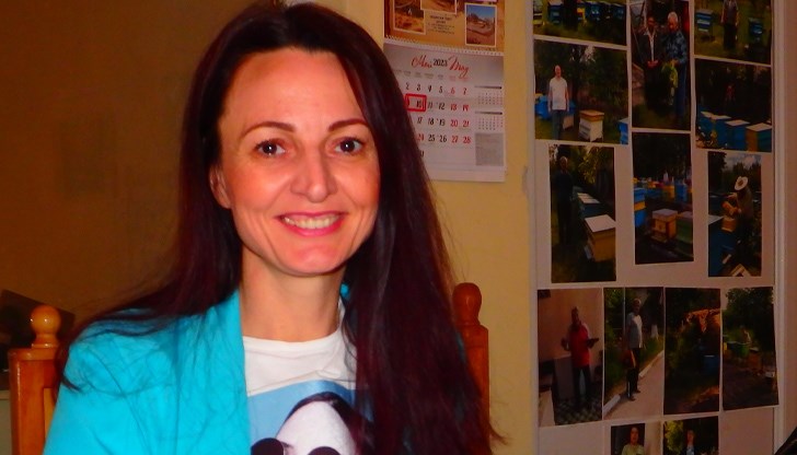 Авторката на стихосбирката „Слънцето в мен“ се върна в спомените си от детството