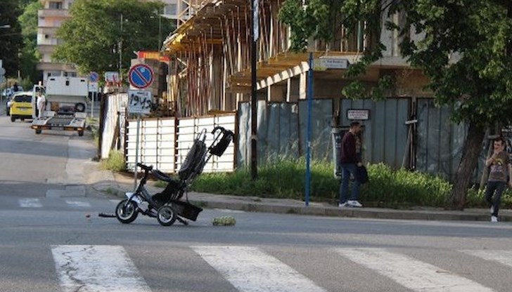 Момиченце на 1,8 години остава под наблюдение в болницата Момиченце на 1,8 години остава под наблюдение в болницата