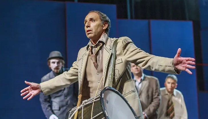 Драматичен театър „Сава Огнянов“ – Русе ще вземе участие на фестивала „Danube Theatre Festival“ със спектакъла „Балкански синдром" Драматичен театър „Сава Огнянов“ – Русе ще вземе участие на фестивала „Danube Theatre Festival“ със спектакъла „Балкански синдром"