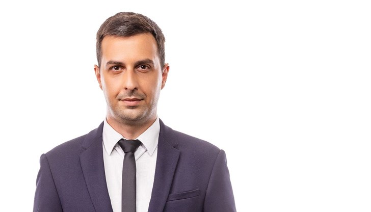 Деян Николов: Кирил Петков беше възкресен като младата надежда на американския колониален режим