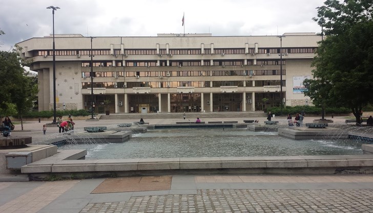 Намалява броят на живородените деца, увеличава се детската смъртност, намалява и броят на браковете Намалява броят на живородените деца, увеличава се детската смъртност, намалява и броят на браковете