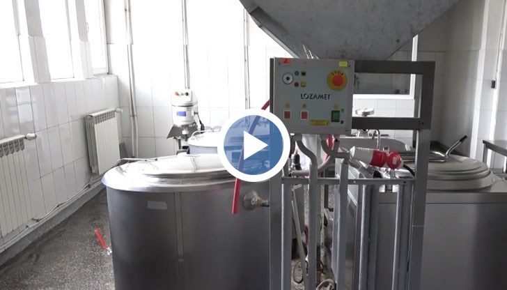 По-малко от 30 души персонал готвят за над 1000 деца