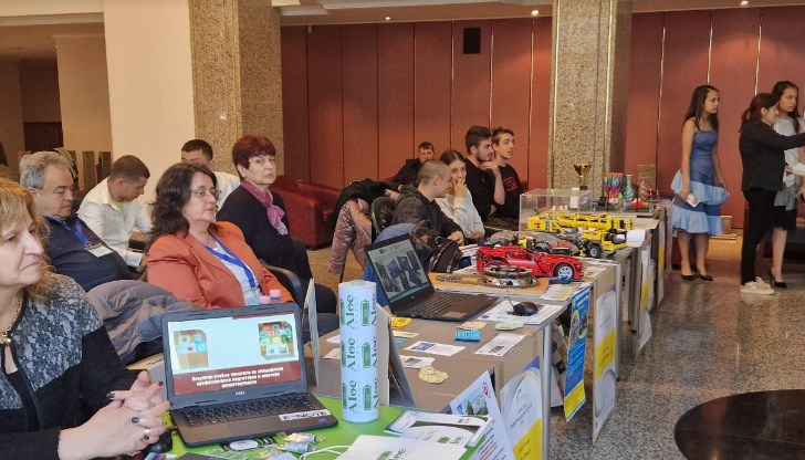 Представено беше дуалното обучение