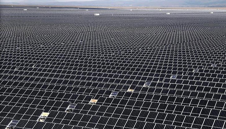 Електроцентралата Карапънар обхваща площ от 20 милиона квадратни метра