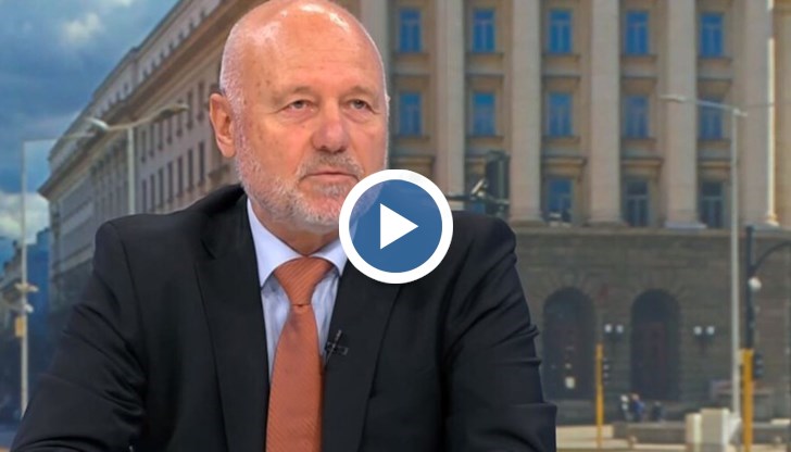 По думите му Паметникът на Съветската армия не е военен паметник, защото на наша територия няма загинали съветски воини