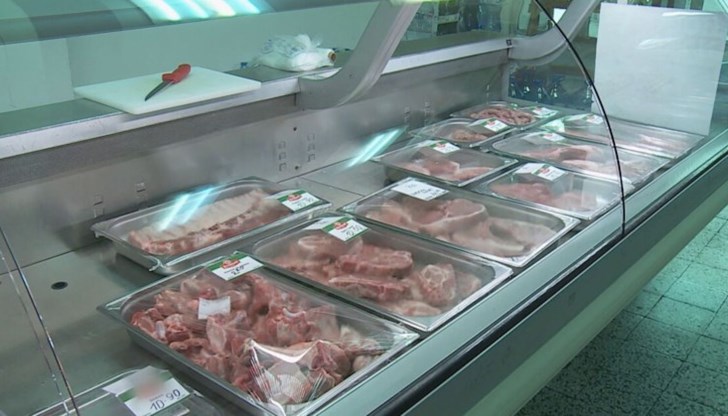 В момента се свинските пържоли предлагат за 12 лева за килограм, а без кост – 14