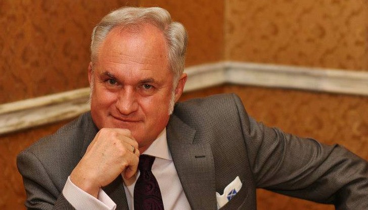 Депутатите искат да вземат 10 000 лева заплата, без да свършат работа за 5 лева, каза Кольо Парамов Депутатите искат да вземат 10 000 лева заплата, без да свършат работа за 5 лева, каза Кольо Парамов