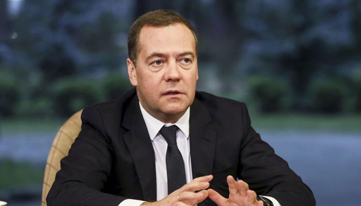 Медведев нарече Международния наказателен съд сборище от "правни импотенти"