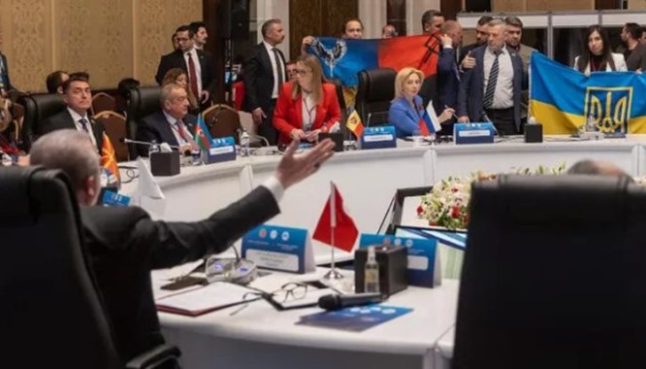 Двама мъже са участвали във физическа свада Двама мъже са участвали във физическа свада