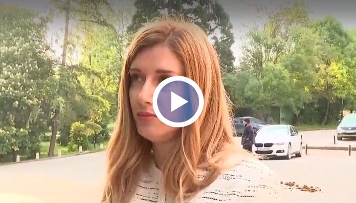 По думите ѝ мъжът излъгал, че средствата ще отидат за нови центрове за хора с подобно увреждане