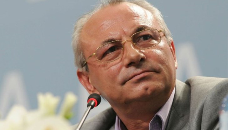 Всяко посегателство срещу председателя на ДПС е посегателство срещу ДПС и неговите избиратели, заяви той Всяко посегателство срещу председателя на ДПС е посегателство срещу ДПС и неговите избиратели, заяви той