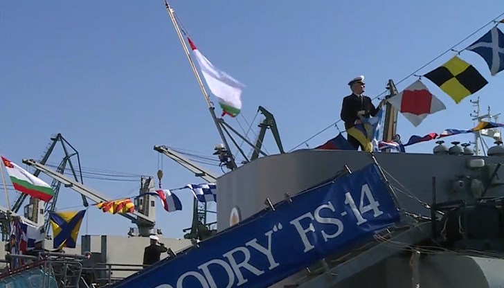 Разцветяването се извършва в тържествени случаи Разцветяването се извършва в тържествени случаи