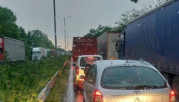 Родители на абитуриенти от Мартен се обърнаха с призив към кмета на Русе Родители на абитуриенти от Мартен се обърнаха с призив към кмета на Русе