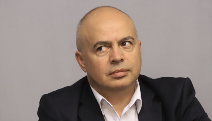 Призовавам българските граждани по някакъв начин да чуят тези 4 часа запис, каза Свиленски