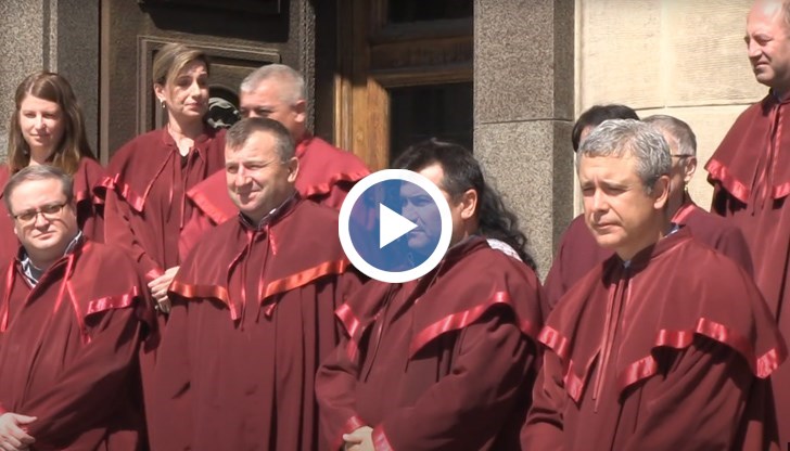 Всичко, което се случва с главния прокурор и може да се случи с всеки един от нас, каза окръжният прокурор