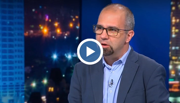 Всичко зависи от това докъде ще решат ГЕРБ и ДПС да стигнат срещу главния прокурор, коментира политологът