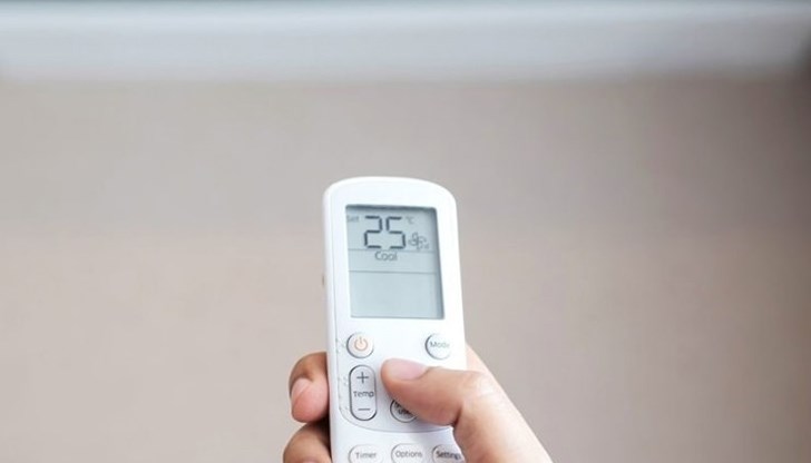 Могат да кандидатстват всички русенци, вкл. жителите на кварталите "Средна кула", "Долапите", "Образцов чифлик" и "ДЗС", които се отопляват на дърва или въглища Могат да кандидатстват всички русенци, вкл. жителите на кварталите "Средна кула", "Долапите", "Образцов чифлик" и "ДЗС", които се отопляват на дърва или въглища