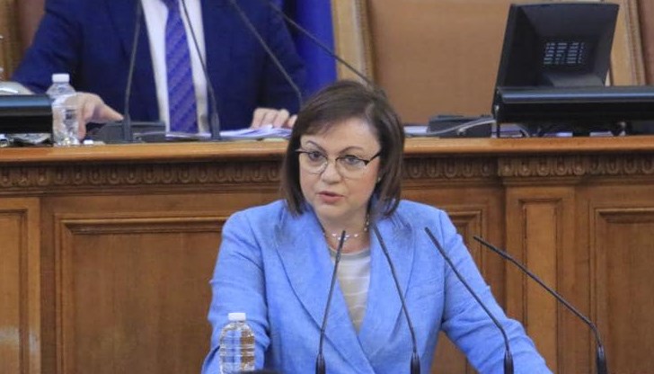 Според Нинова ГЕРБ-СДС и ПП-ДБ са пропилели един месец игри за търсене на мнозинство