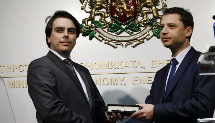 Бяха съвестни, старателни, отговорни, спомня си музикалният педагог и диригент Стефка Младенова Бяха съвестни, старателни, отговорни, спомня си музикалният педагог и диригент Стефка Младенова