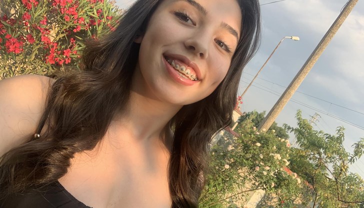 Ани Стоянова: Моля ви, без черни дрехи и погребални венци! Това не е краят