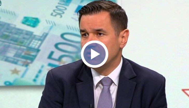 Икономическият министър подчерта, че за шести пореден месец у нас се регистриран спад на инфлацията