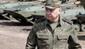 Сергей Шойгу иска повече танкове от отбранителната промишленост на Русия